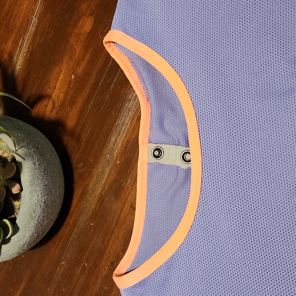 Nike Dri-Fit Running Gear with Tank and Shrug (0741) - Picture 8 of 11